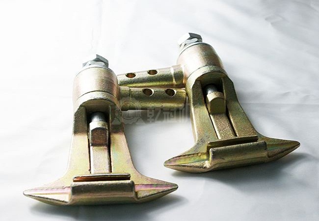 固定抱索器有哪些常見(jiàn)結(jié)構(gòu)類(lèi)型及其工作原理？